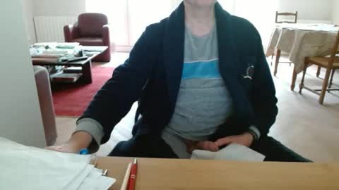 kisslog1 online show from April 4, 3:42 pm