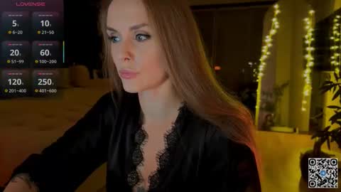 Emma online show from October 23, 8:51 pm