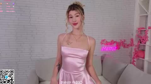 Snapshot of kissyourtessa chatting on November 20, 12:49 pm Tessa online show from November 20, 12:49 pm