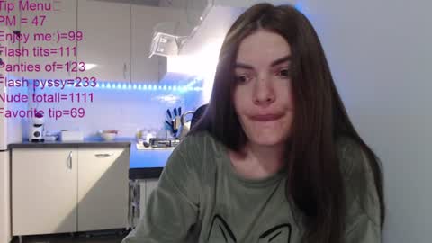 Im Amaia   Everyone Merry Christmas  online show from June 22, 12:24 am