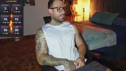 Snapshot of kite__ chatting on February 15, 3:09 pm kite__ online show from February 15, 3:09 pm