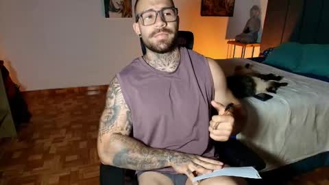 kite__ online show from April 13, 3:39 pm