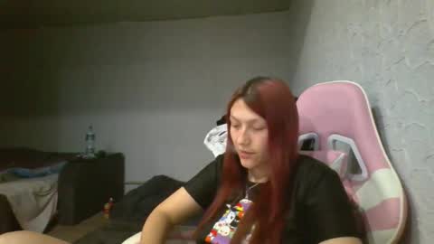 Snapshot of kiti_kitiss chatting on May 21, 5:31 pm kiti_kitiss online show from May 21, 5:31 pm