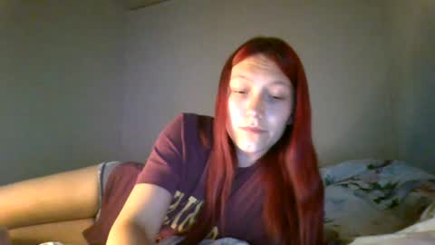 Snapshot of kiti_kitiss chatting on June 20, 7:05 pm kiti_kitiss online show from June 20, 7:05 pm