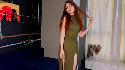 The sexy fox Kitsune online show from February 10, 5:44 am