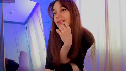 The sexy fox Kitsune online show from April 14, 6:19 am