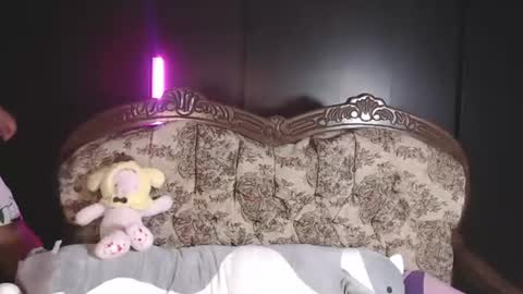Snapshot of kitsunearineko chatting on July 5, 12:06 am Ari Keimiwrights online show from July 5, 12:06 am