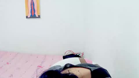 kitten_punches02 online show from December 5, 3:37 am