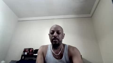 kittendiva42 online show from April 1, 4:15 pm