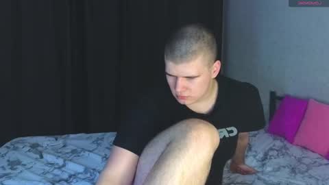 Snapshot of kittenmur chatting on February 19, 1:50 pm Vlad online show from February 19, 1:50 pm