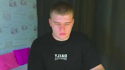 Snapshot of kittenmur chatting on September 26, 11:31 pm Vlad online show from September 26, 11:31 pm