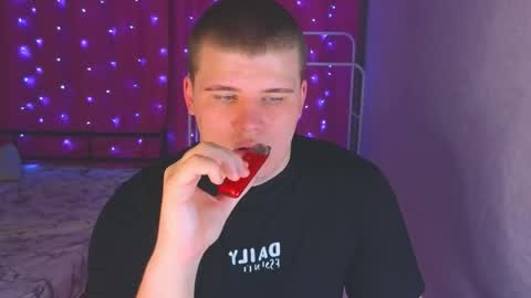 Vlad online show from April 16, 9:39 pm