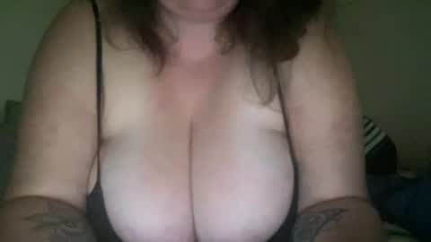 Kittenxd4 online show from January 17, 6:29 am