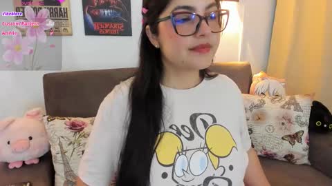 Snapshot of kittenxy_ chatting on January 9, 10:00 pm kitten online show from January 9, 10:00 pm