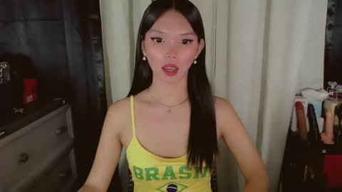 Snapshot of kitteylovesyou chatting on May 16, 1:13 am KITTY online show from May 16, 1:13 am