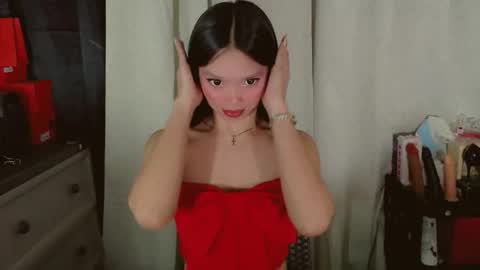Snapshot of kitteylovesyou chatting on May 19, 11:33 pm KITTY online show from May 19, 11:33 pm