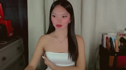 Snapshot of kitteylovesyou chatting on May 23, 9:41 pm KITTY online show from May 23, 9:41 pm