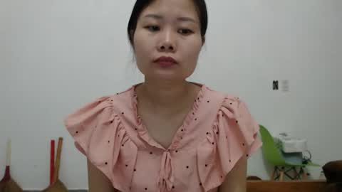 kitti_baby2x online show from March 3, 1:23 am