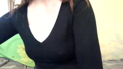 Kittie Creme online show from May 31, 1:07 pm