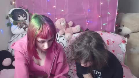 Snapshot of kitttywhisper chatting on March 10, 2:55 pm kitttywhisper online show from March 10, 2:55 pm