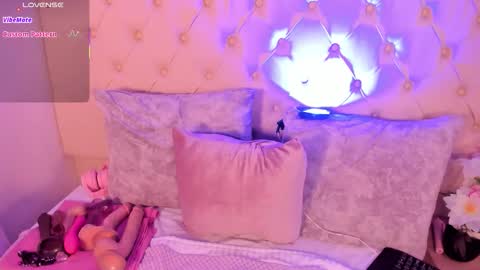 Kitty  online show from February 10, 5:44 am