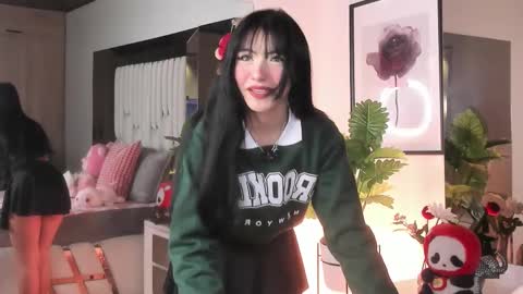 kitty online show from February 4, 11:42 pm