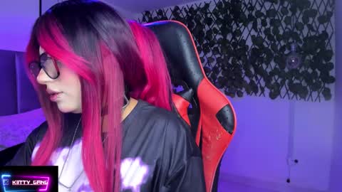 Camila online show from February 13, 1:34 am