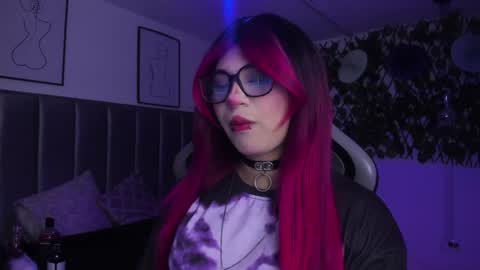 Snapshot of kitty_gang chatting on May 2, 1:21 am Camila online show from May 2, 1:21 am