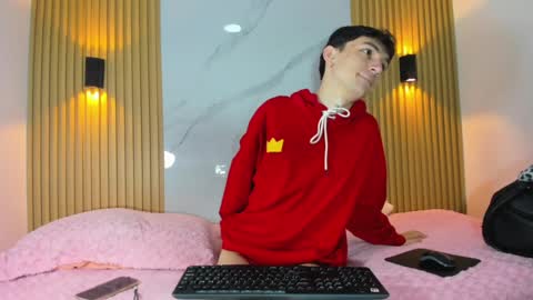 kitty_gill online show from January 7, 10:43 am