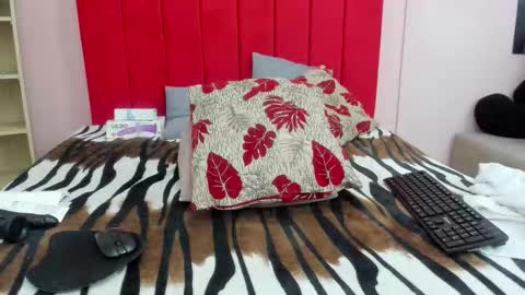 Snapshot of kitty_hot_sex_ chatting on February 26, 10:42 pm kitty_hot_sex_ online show from February 26, 10:42 pm