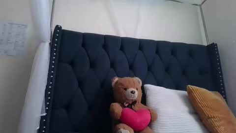 kitty_kerry online show from January 12, 11:59 am