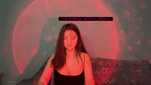 kitty_kristy1 online show from December 2, 10:16 pm