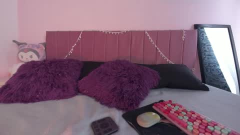 kitty_kryss online show from March 17, 4:21 pm