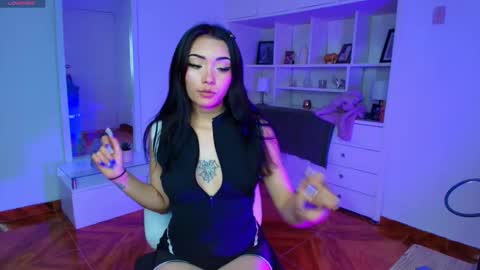 Snapshot of kitty_maru chatting on November 18, 12:42 pm Kitty online show from November 18, 12:42 pm