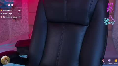     online show from March 27, 8:26 am