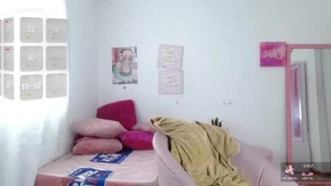 Snapshot of kitty_seducction chatting on July 16, 7:20 pm Aleja online show from July 16, 7:20 pm