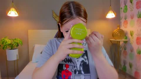 K I T T Y online show from April 9, 12:32 pm