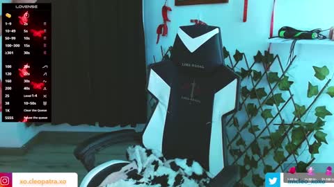 Snapshot of kitty_vaal chatting on February 8, 5:08 am kitty_vaal online show from February 8, 5:08 am