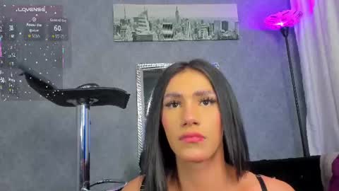 Snapshot of kitty_wichis chatting on July 4, 6:08 am Kendall Saray online show from July 4, 6:08 am
