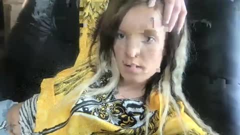 kittycatkendra online show from February 25, 8:19 pm