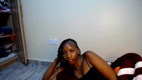 Snapshot of kittyfay_ chatting on July 25, 10:40 pm Fay online show from July 25, 10:40 pm