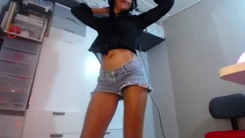 Snapshot of kittykatss chatting on July 12, 5:53 am Viktoria online show from July 12, 5:53 am