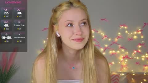 Monika online show from November 19, 3:39 am