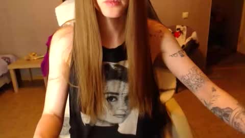 KittyloveMoon online show from June 1, 7:26 pm