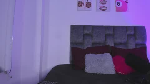 Snapshot of kittystar18 chatting on May 30, 6:16 pm kitty online show from May 30, 6:16 pm