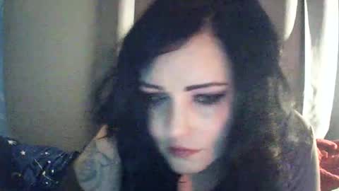 Snapshot of kittytats21 chatting on June 5, 1:01 am SummerT online show from June 5, 1:01 am