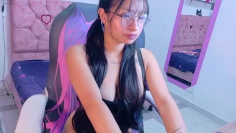 kittytokio online show from May 4, 8:49 pm