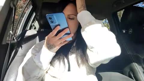 Snapshot of kittywet1994 chatting on October 30, 4:08 pm Kitty online show from October 30, 4:08 pm