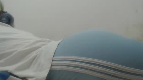 kittywhiteass online show from December 7, 8:22 am