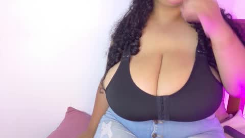 Kitty Hill online show from February 19, 4:41 am